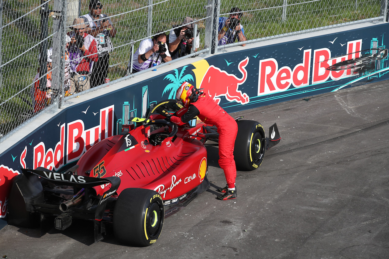 GP MIAMI, Carlos Sainz Jr (ESP) Ferrari F1-75. 
06.05.2022. Formula 1 World Championship, Rd 5, Miami Grand Prix, Miami, Florida, USA, Practice Day.
- www.xpbimages.com, EMail: requests@xpbimages.com © Copyright: Coates / XPB Images