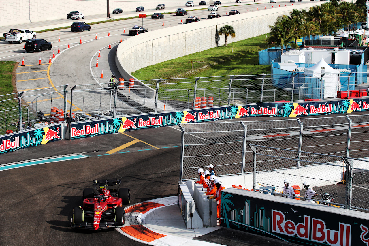 GP MIAMI, Carlos Sainz Jr (ESP) Ferrari F1-75.
06.05.2022. Formula 1 World Championship, Rd 5, Miami Grand Prix, Miami, Florida, USA, Practice Day.
 - www.xpbimages.com, EMail: requests@xpbimages.com © Copyright: Coates / XPB Images