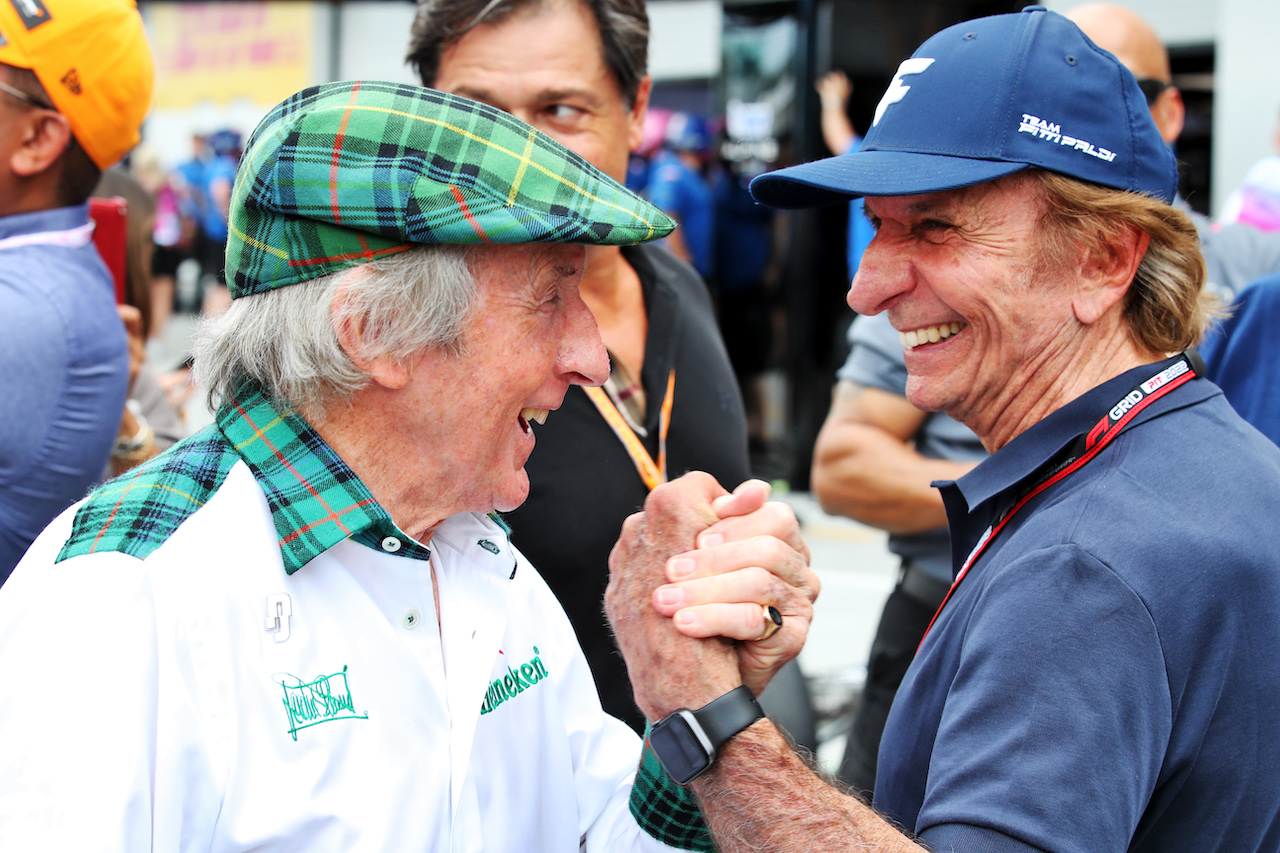 GP MIAMI, (L to R): Jackie Stewart (GBR) with Emerson Fittipaldi (BRA).
06.05.2022. Formula 1 World Championship, Rd 5, Miami Grand Prix, Miami, Florida, USA, Practice Day.
 - www.xpbimages.com, EMail: requests@xpbimages.com © Copyright: Coates / XPB Images