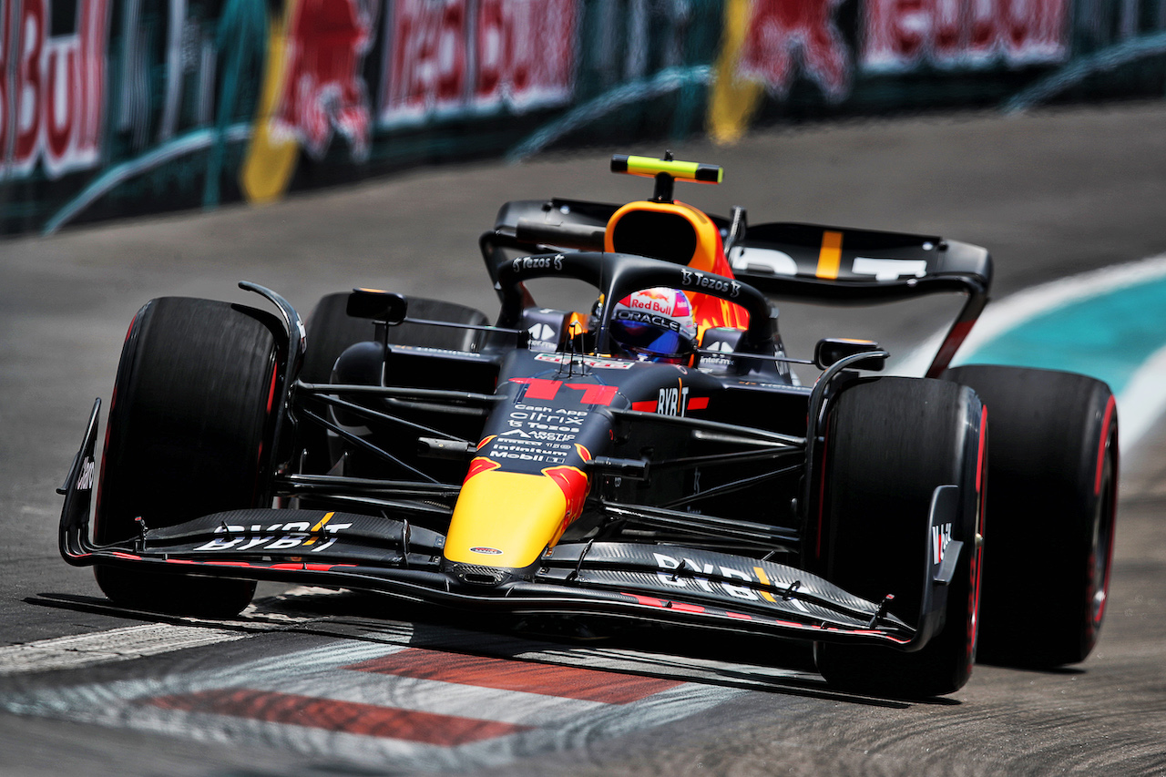 GP MIAMI, Sergio Perez (MEX) Red Bull Racing RB18.
06.05.2022. Formula 1 World Championship, Rd 5, Miami Grand Prix, Miami, Florida, USA, Practice Day.
 - www.xpbimages.com, EMail: requests@xpbimages.com © Copyright: Coates / XPB Images