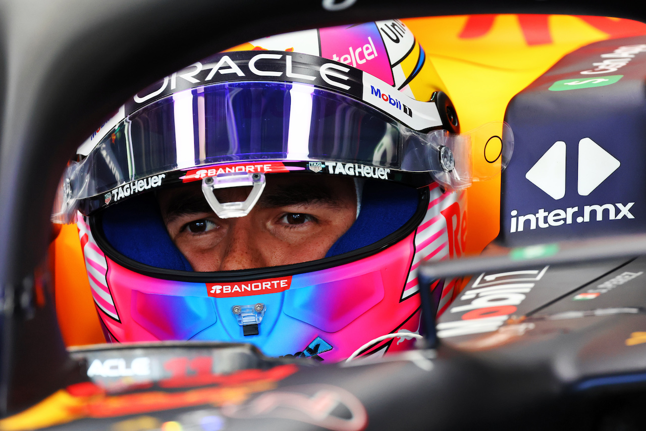 GP MIAMI, Sergio Perez (MEX) Red Bull Racing RB18.
06.05.2022. Formula 1 World Championship, Rd 5, Miami Grand Prix, Miami, Florida, USA, Practice Day.
- www.xpbimages.com, EMail: requests@xpbimages.com © Copyright: Batchelor / XPB Images