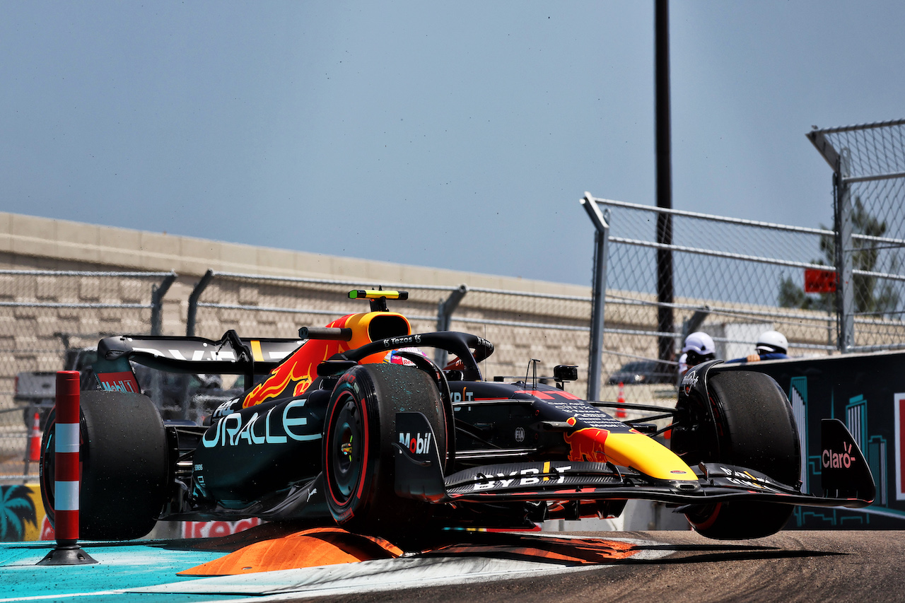 GP MIAMI, Sergio Perez (MEX) Red Bull Racing RB18.
06.05.2022. Formula 1 World Championship, Rd 5, Miami Grand Prix, Miami, Florida, USA, Practice Day.
- www.xpbimages.com, EMail: requests@xpbimages.com © Copyright: Bearne / XPB Images