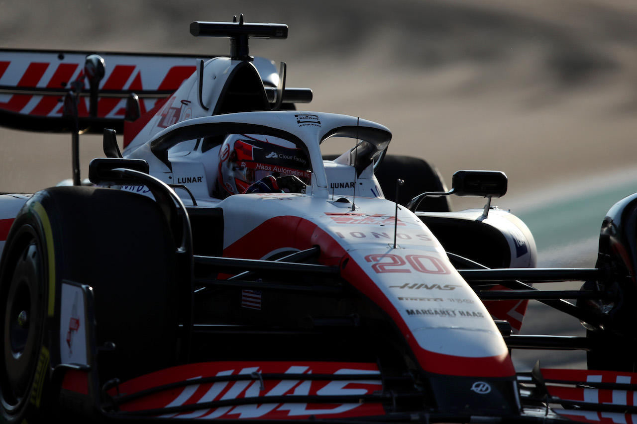 GP MIAMI, Kevin Magnussen (DEN) Haas VF-22. 
06.05.2022. Formula 1 World Championship, Rd 5, Miami Grand Prix, Miami, Florida, USA, Practice Day.
- www.xpbimages.com, EMail: requests@xpbimages.com © Copyright: Coates / XPB Images