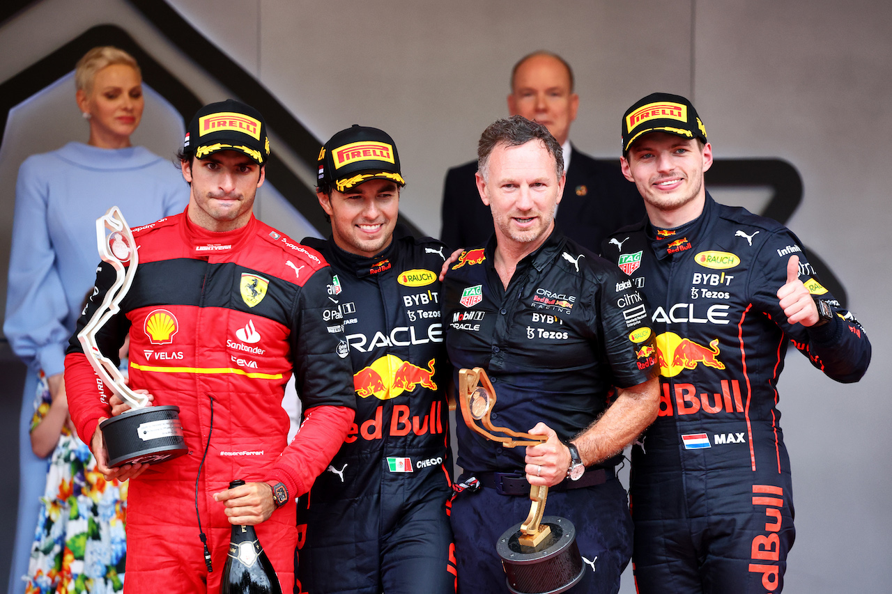 GP MONACO, The podium (L to R): Carlos Sainz Jr (ESP) Ferrari, second; Sergio Perez (MEX) Red Bull Racing, vincitore; Max Verstappen (NLD) Red Bull Racing, third.
29.05.2022. Formula 1 World Championship, Rd 7, Monaco Grand Prix, Monte Carlo, Monaco, Gara Day.
- www.xpbimages.com, EMail: requests@xpbimages.com © Copyright: Batchelor / XPB Images