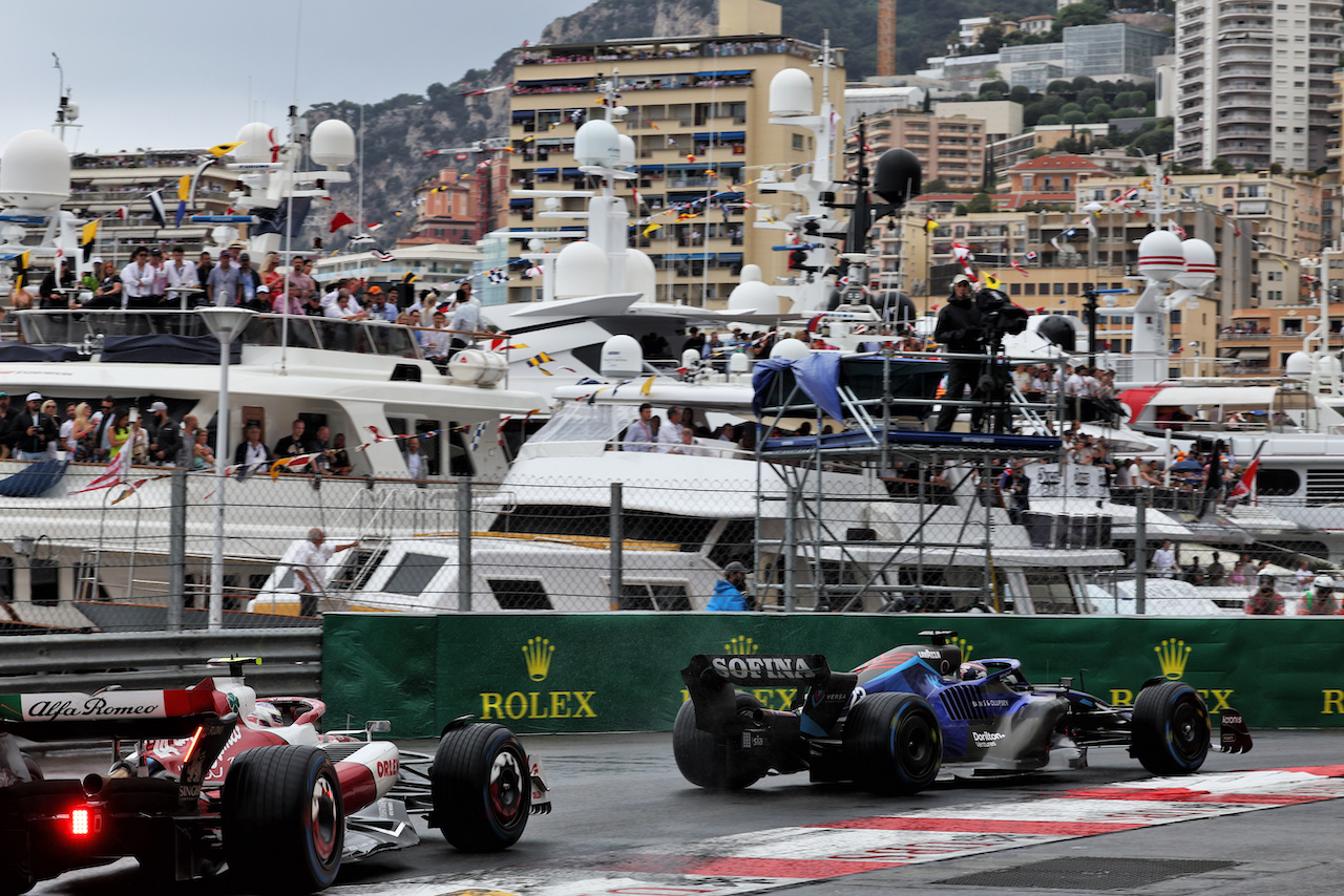 GP MONACO, Alexander Albon (THA) Williams Racing FW44.
29.05.2022. Formula 1 World Championship, Rd 7, Monaco Grand Prix, Monte Carlo, Monaco, Gara Day.
- www.xpbimages.com, EMail: requests@xpbimages.com © Copyright: Bearne / XPB Images