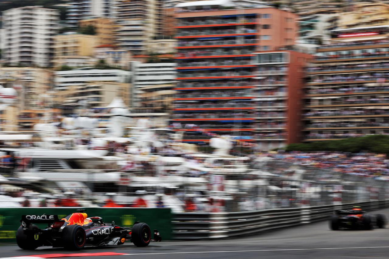 GP MONACO, Max Verstappen (NLD) Red Bull Racing RB18.
29.05.2022. Formula 1 World Championship, Rd 7, Monaco Grand Prix, Monte Carlo, Monaco, Gara Day.
- www.xpbimages.com, EMail: requests@xpbimages.com © Copyright: Bearne / XPB Images