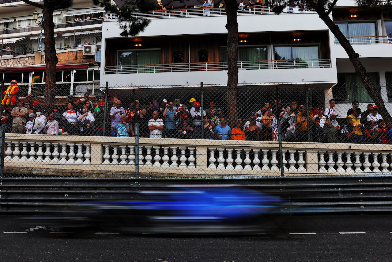 GP MONACO, Nicholas Latifi (CDN) Williams Racing FW44.
29.05.2022. Formula 1 World Championship, Rd 7, Monaco Grand Prix, Monte Carlo, Monaco, Gara Day.
- www.xpbimages.com, EMail: requests@xpbimages.com © Copyright: Bearne / XPB Images