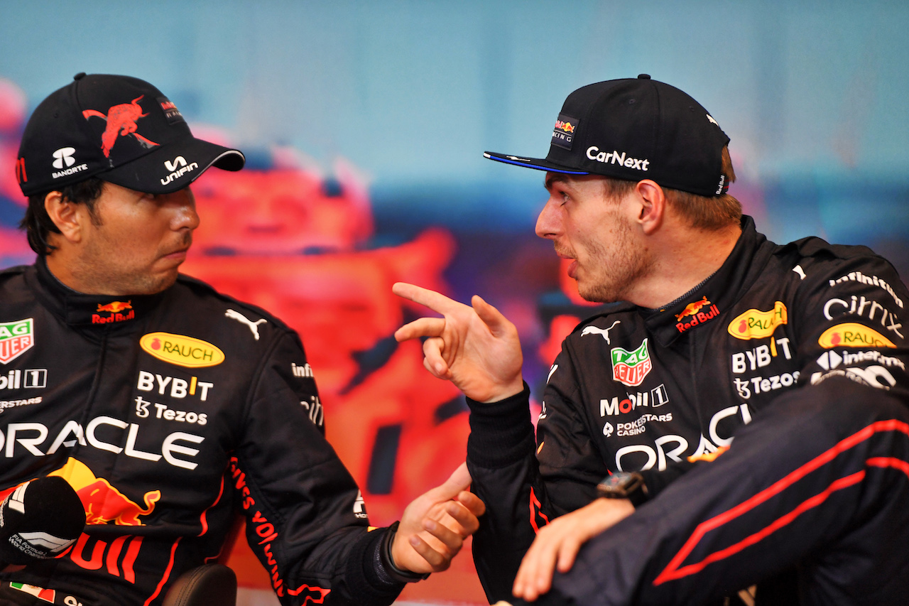 GP MONACO, (L to R): Sergio Perez (MEX) Red Bull Racing e Max Verstappen (NLD) Red Bull Racing in the post race FIA Press Conference.
29.05.2022. Formula 1 World Championship, Rd 7, Monaco Grand Prix, Monte Carlo, Monaco, Gara Day.
- www.xpbimages.com, EMail: requests@xpbimages.com © Copyright: Price / XPB Images