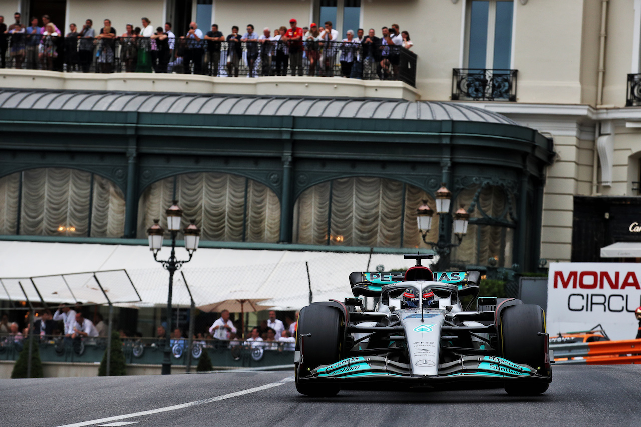 GP MONACO, George Russell (GBR) Mercedes AMG F1 W13.
29.05.2022. Formula 1 World Championship, Rd 7, Monaco Grand Prix, Monte Carlo, Monaco, Gara Day.
 - www.xpbimages.com, EMail: requests@xpbimages.com © Copyright: Coates / XPB Images