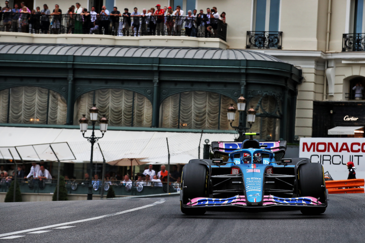 GP MONACO, Esteban Ocon (FRA) Alpine F1 Team A522.
29.05.2022. Formula 1 World Championship, Rd 7, Monaco Grand Prix, Monte Carlo, Monaco, Gara Day.
 - www.xpbimages.com, EMail: requests@xpbimages.com © Copyright: Coates / XPB Images