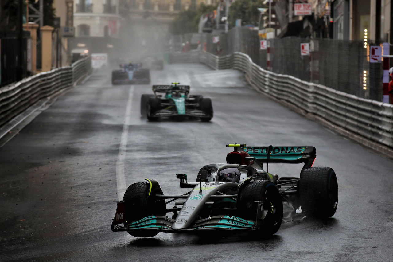 GP MONACO, Lewis Hamilton (GBR) Mercedes AMG F1 W13.
29.05.2022. Formula 1 World Championship, Rd 7, Monaco Grand Prix, Monte Carlo, Monaco, Gara Day.
 - www.xpbimages.com, EMail: requests@xpbimages.com © Copyright: Coates / XPB Images