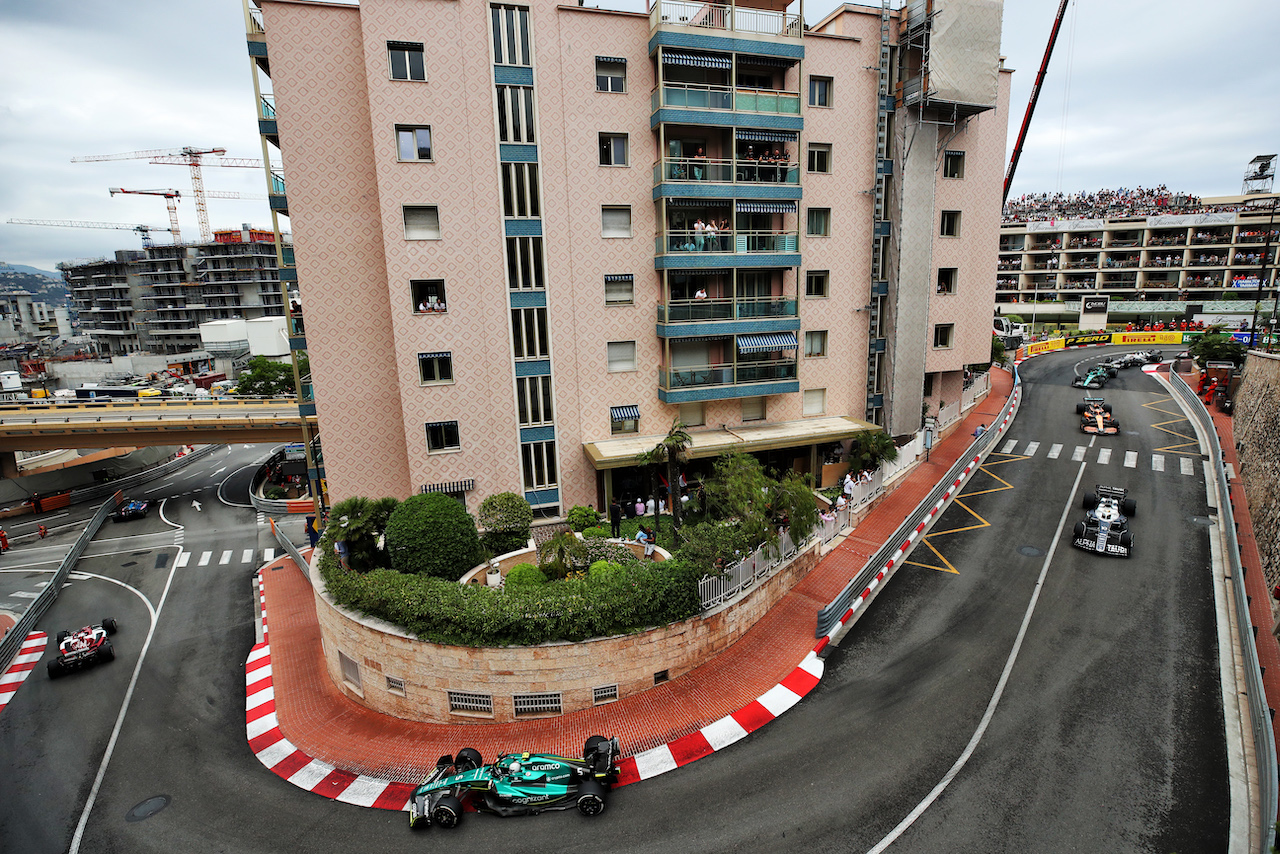 GP MONACO, Sebastian Vettel (GER) Aston Martin F1 Team AMR22.
29.05.2022. Formula 1 World Championship, Rd 7, Monaco Grand Prix, Monte Carlo, Monaco, Gara Day.
 - www.xpbimages.com, EMail: requests@xpbimages.com © Copyright: Coates / XPB Images