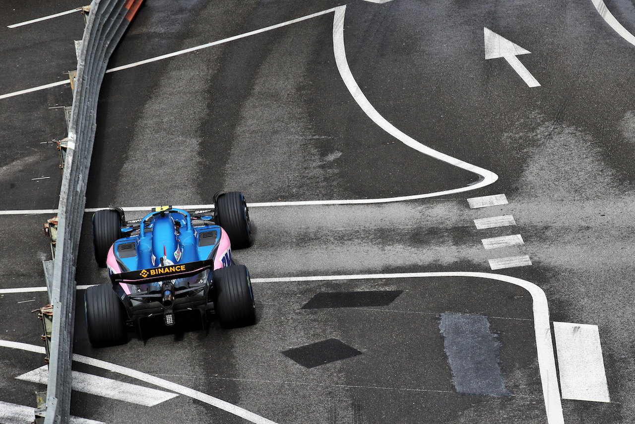 GP MONACO, Esteban Ocon (FRA) Alpine F1 Team A522.
29.05.2022. Formula 1 World Championship, Rd 7, Monaco Grand Prix, Monte Carlo, Monaco, Gara Day.
 - www.xpbimages.com, EMail: requests@xpbimages.com © Copyright: Coates / XPB Images