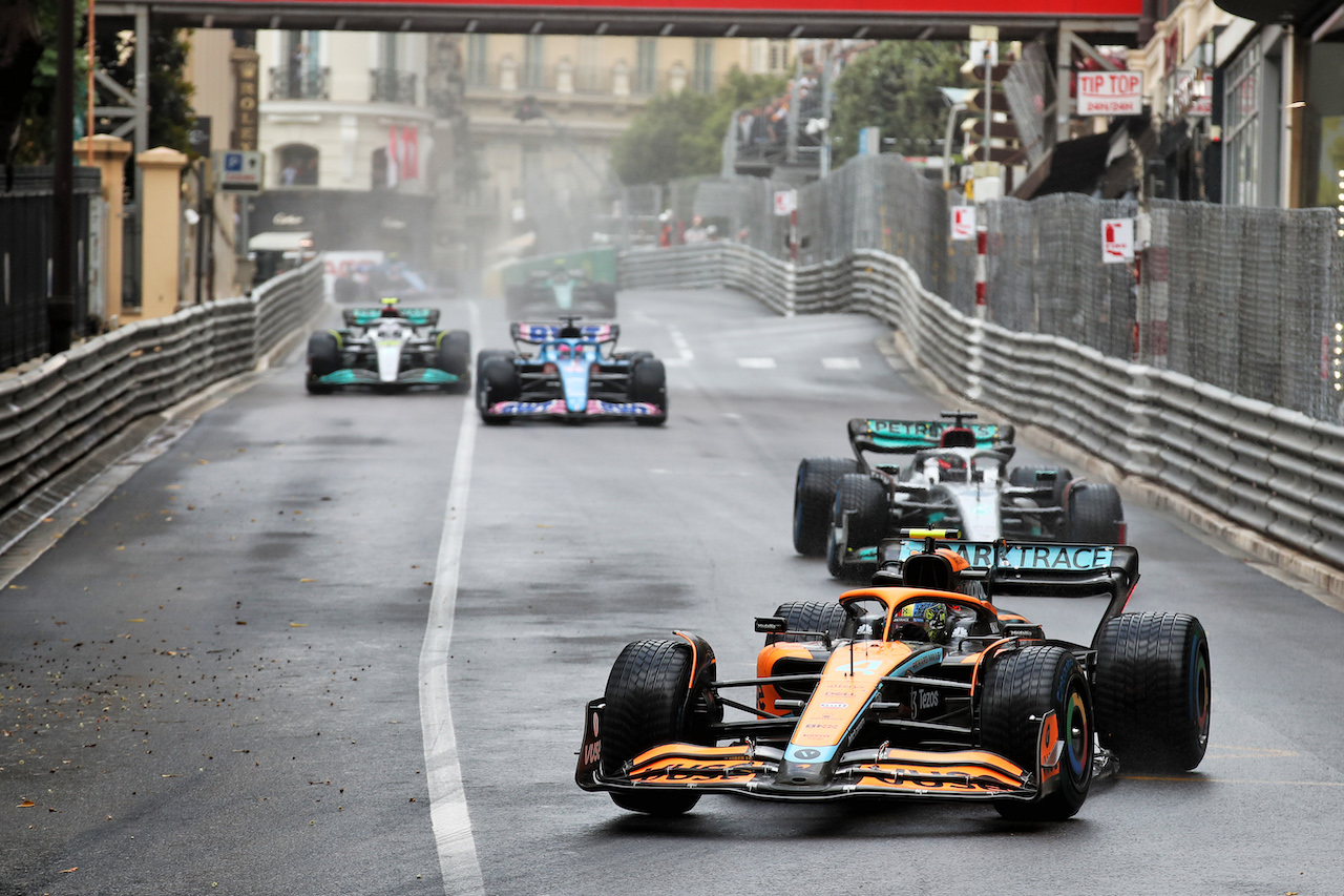 GP MONACO, Lando Norris (GBR) McLaren MCL36.
29.05.2022. Formula 1 World Championship, Rd 7, Monaco Grand Prix, Monte Carlo, Monaco, Gara Day.
 - www.xpbimages.com, EMail: requests@xpbimages.com © Copyright: Coates / XPB Images