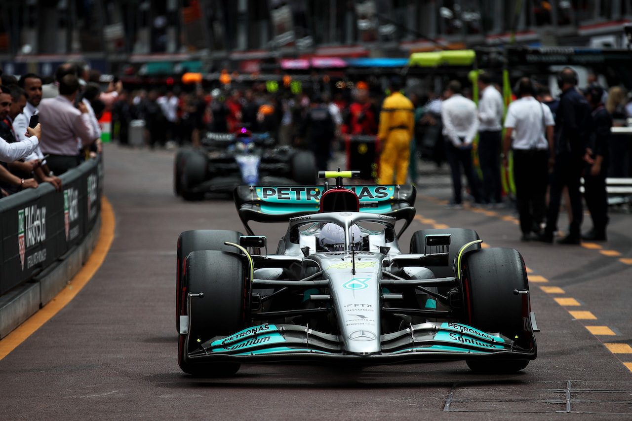 GP MONACO, Lewis Hamilton (GBR) Mercedes AMG F1 W13.
29.05.2022. Formula 1 World Championship, Rd 7, Monaco Grand Prix, Monte Carlo, Monaco, Gara Day.
 - www.xpbimages.com, EMail: requests@xpbimages.com © Copyright: Coates / XPB Images