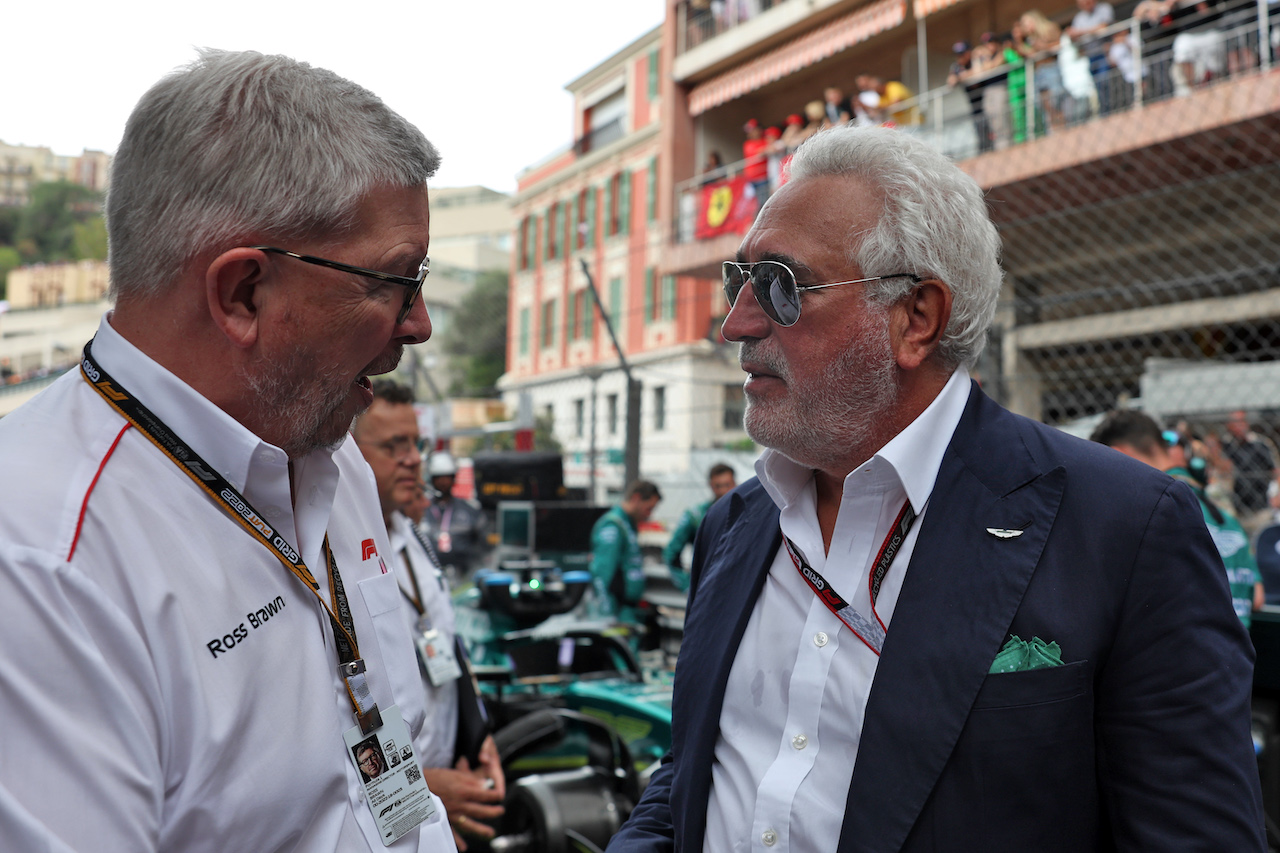 GP MONACO, (L to R): Ross Brawn (GBR) Managing Director, Motor Sports with Lawrence Stroll (CDN) Aston Martin F1 Team Investor on the grid.
29.05.2022. Formula 1 World Championship, Rd 7, Monaco Grand Prix, Monte Carlo, Monaco, Gara Day.
- www.xpbimages.com, EMail: requests@xpbimages.com © Copyright: Bearne / XPB Images