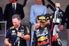 GP MONACO, Gara winner Sergio Perez (MEX) Red Bull Racing celebrates on the podium with Christian Horner (GBR) Red Bull Racing Team Principal.
29.05.2022. Formula 1 World Championship, Rd 7, Monaco Grand Prix, Monte Carlo, Monaco, Gara Day.
- www.xpbimages.com, EMail: requests@xpbimages.com © Copyright: Batchelor / XPB Images