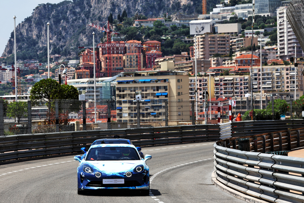 GP MONACO, Alpine A110S demonstrations laps by Oscar Piastri (AUS) Alpine F1 Team Reserve Driver.
26.05.2022. Formula 1 World Championship, Rd 7, Monaco Grand Prix, Monte Carlo, Monaco, Practice Day.
- www.xpbimages.com, EMail: requests@xpbimages.com © Copyright: Batchelor / XPB Images