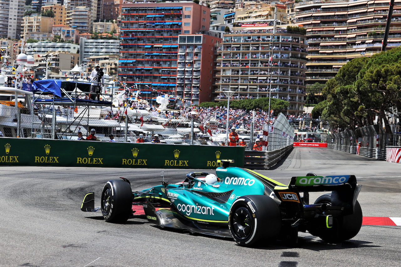 GP MONACO, Sebastian Vettel (GER) Aston Martin F1 Team AMR22.
28.05.2022. Formula 1 World Championship, Rd 7, Monaco Grand Prix, Monte Carlo, Monaco, Qualifiche Day.
- www.xpbimages.com, EMail: requests@xpbimages.com © Copyright: Moy / XPB Images