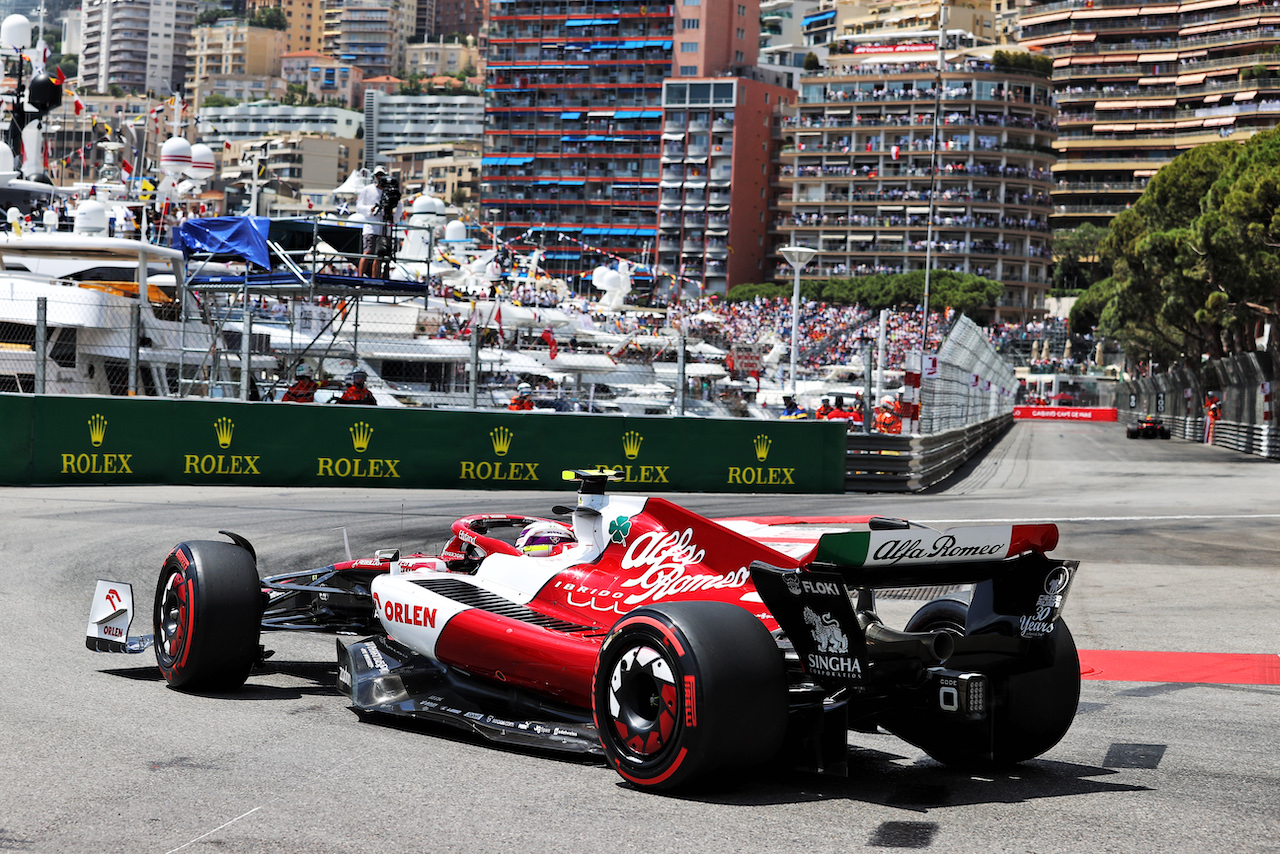 GP MONACO, Guanyu Zhou (CHN) Alfa Romeo F1 Team C42.
28.05.2022. Formula 1 World Championship, Rd 7, Monaco Grand Prix, Monte Carlo, Monaco, Qualifiche Day.
- www.xpbimages.com, EMail: requests@xpbimages.com © Copyright: Moy / XPB Images