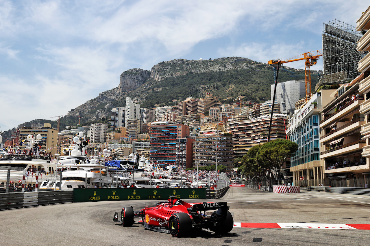 GP MONACO, Charles Leclerc (MON) Ferrari F1-75.
28.05.2022. Formula 1 World Championship, Rd 7, Monaco Grand Prix, Monte Carlo, Monaco, Qualifiche Day.
- www.xpbimages.com, EMail: requests@xpbimages.com © Copyright: Moy / XPB Images