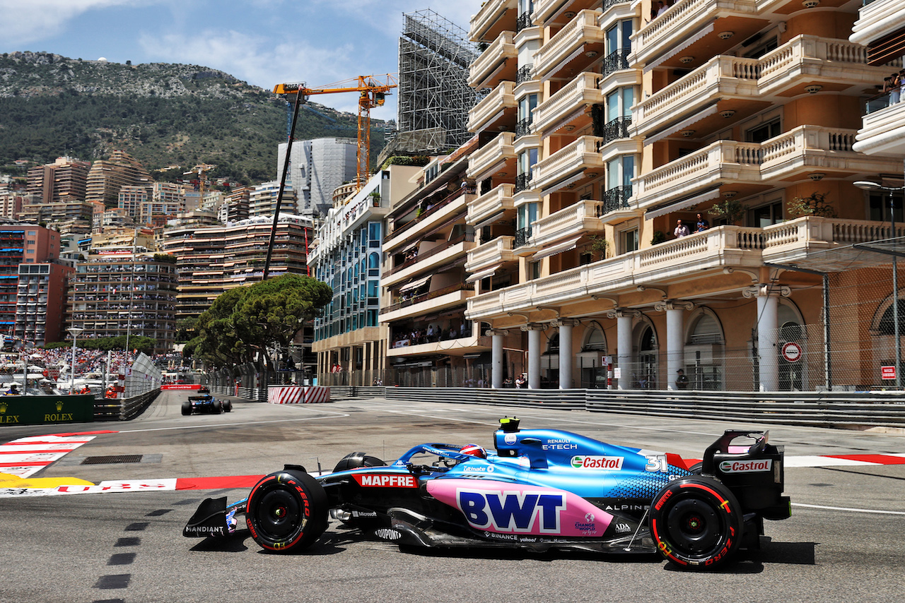 GP MONACO, Esteban Ocon (FRA) Alpine F1 Team A522.
28.05.2022. Formula 1 World Championship, Rd 7, Monaco Grand Prix, Monte Carlo, Monaco, Qualifiche Day.
- www.xpbimages.com, EMail: requests@xpbimages.com © Copyright: Moy / XPB Images