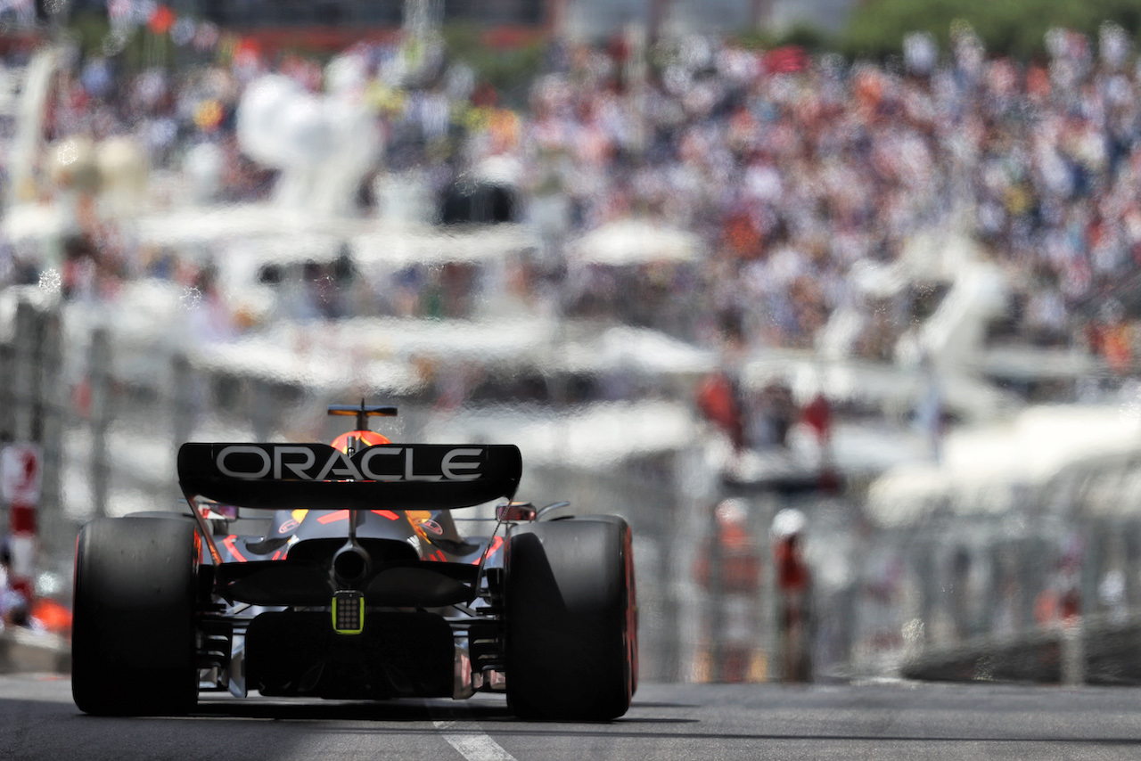 GP MONACO, Max Verstappen (NLD) Red Bull Racing RB18.
28.05.2022. Formula 1 World Championship, Rd 7, Monaco Grand Prix, Monte Carlo, Monaco, Qualifiche Day.
- www.xpbimages.com, EMail: requests@xpbimages.com © Copyright: Moy / XPB Images