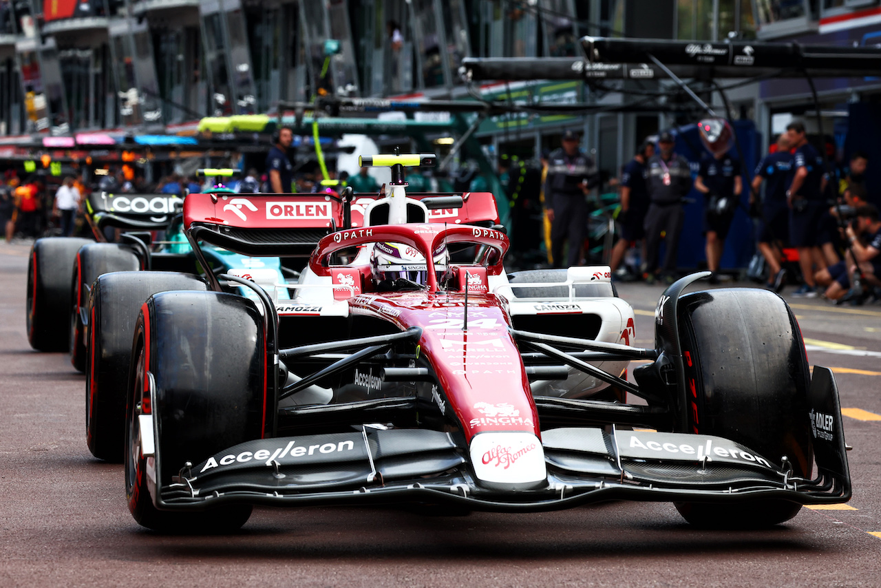 GP MONACO, Guanyu Zhou (CHN) Alfa Romeo F1 Team C42.
28.05.2022. Formula 1 World Championship, Rd 7, Monaco Grand Prix, Monte Carlo, Monaco, Qualifiche Day.
- www.xpbimages.com, EMail: requests@xpbimages.com © Copyright: Batchelor / XPB Images