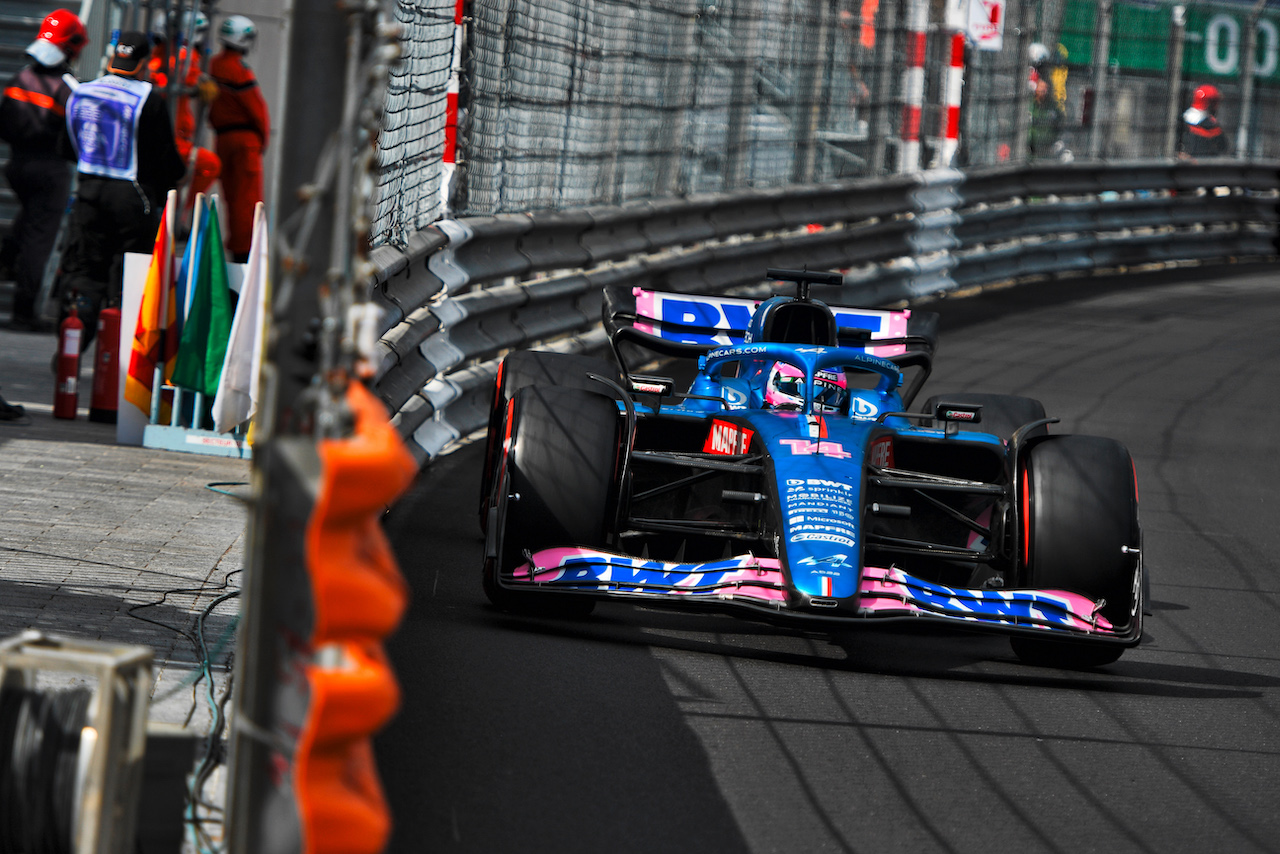 GP MONACO, Fernando Alonso (ESP) Alpine F1 Team A522.
28.05.2022. Formula 1 World Championship, Rd 7, Monaco Grand Prix, Monte Carlo, Monaco, Qualifiche Day.
- www.xpbimages.com, EMail: requests@xpbimages.com © Copyright: Price / XPB Images