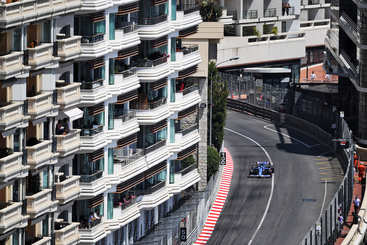 GP MONACO, Esteban Ocon (FRA) Alpine F1 Team A522.
28.05.2022. Formula 1 World Championship, Rd 7, Monaco Grand Prix, Monte Carlo, Monaco, Qualifiche Day.
- www.xpbimages.com, EMail: requests@xpbimages.com © Copyright: Price / XPB Images
