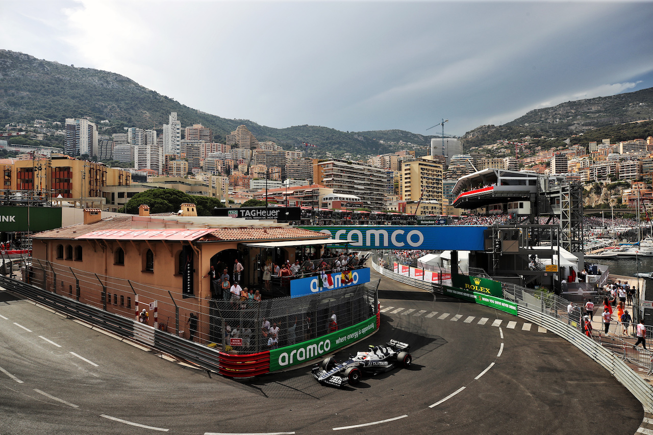 GP MONACO, Yuki Tsunoda (JPN) AlphaTauri AT03.
28.05.2022. Formula 1 World Championship, Rd 7, Monaco Grand Prix, Monte Carlo, Monaco, Qualifiche Day.
 - www.xpbimages.com, EMail: requests@xpbimages.com © Copyright: Coates / XPB Images