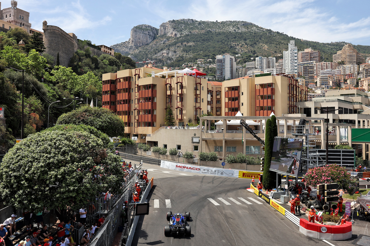 GP MONACO, Nicholas Latifi (CDN) Williams Racing FW44.
28.05.2022. Formula 1 World Championship, Rd 7, Monaco Grand Prix, Monte Carlo, Monaco, Qualifiche Day.
- www.xpbimages.com, EMail: requests@xpbimages.com © Copyright: Bearne / XPB Images