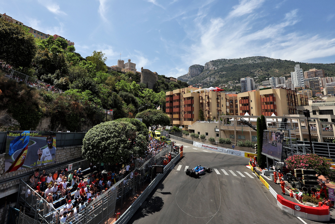 GP MONACO, Fernando Alonso (ESP) Alpine F1 Team A522.
28.05.2022. Formula 1 World Championship, Rd 7, Monaco Grand Prix, Monte Carlo, Monaco, Qualifiche Day.
- www.xpbimages.com, EMail: requests@xpbimages.com © Copyright: Bearne / XPB Images