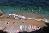 GP MONACO, Circuit Atmosfera - sunbathers.
28.05.2022. Formula 1 World Championship, Rd 7, Monaco Grand Prix, Monte Carlo, Monaco, Qualifiche Day.
- www.xpbimages.com, EMail: requests@xpbimages.com © Copyright: Moy / XPB Images