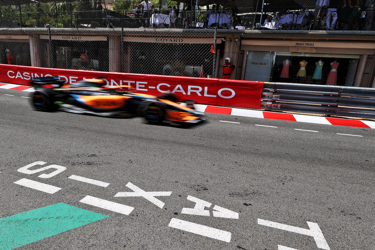 GP MONACO, Daniel Ricciardo (AUS) McLaren MCL36.
27.05.2022. Formula 1 World Championship, Rd 7, Monaco Grand Prix, Monte Carlo, Monaco, Venerdi'.
- www.xpbimages.com, EMail: requests@xpbimages.com © Copyright: Moy / XPB Images