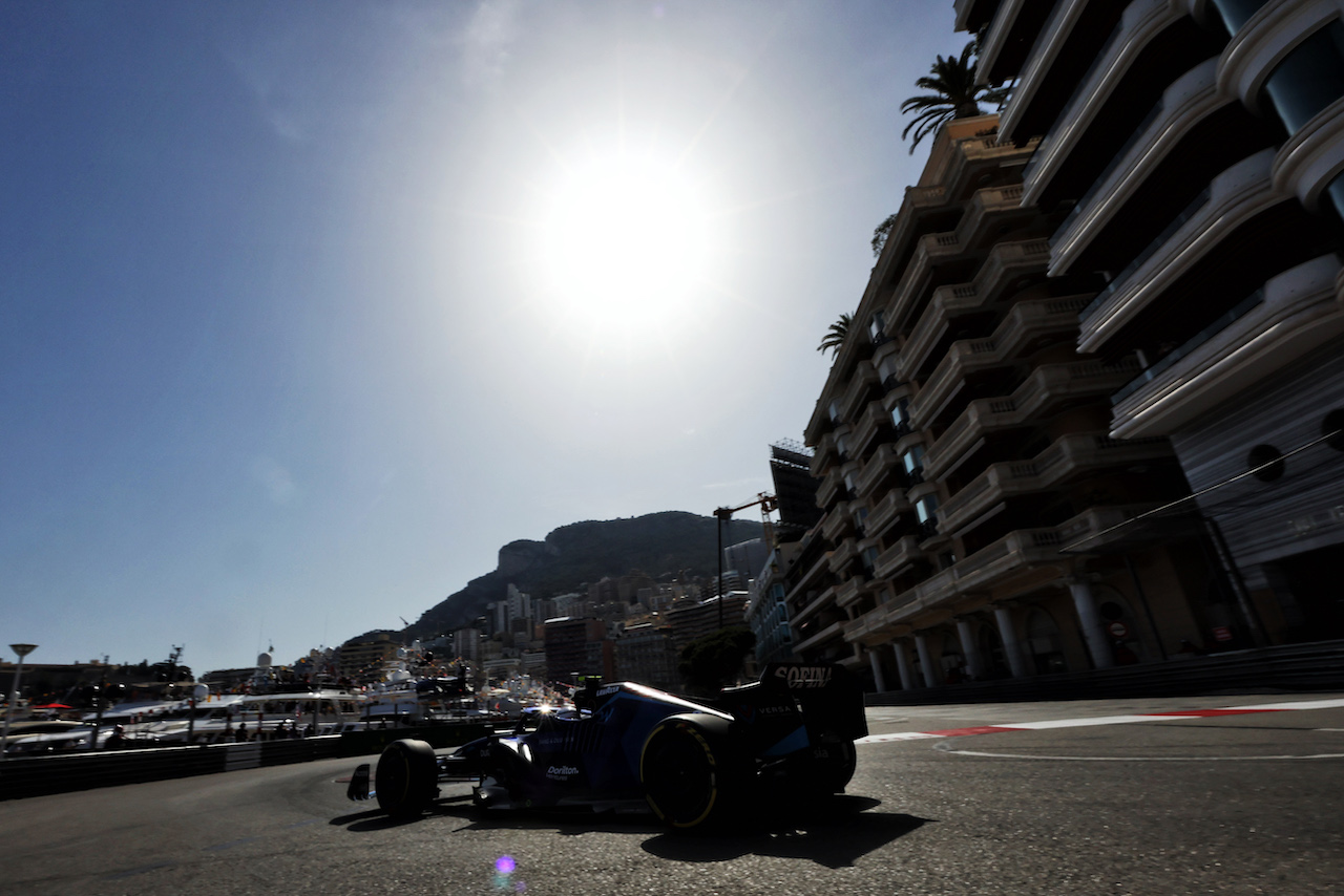 GP MONACO, Nicholas Latifi (CDN) Williams Racing FW44.
27.05.2022. Formula 1 World Championship, Rd 7, Monaco Grand Prix, Monte Carlo, Monaco, Venerdi'.
- www.xpbimages.com, EMail: requests@xpbimages.com © Copyright: Bearne / XPB Images
