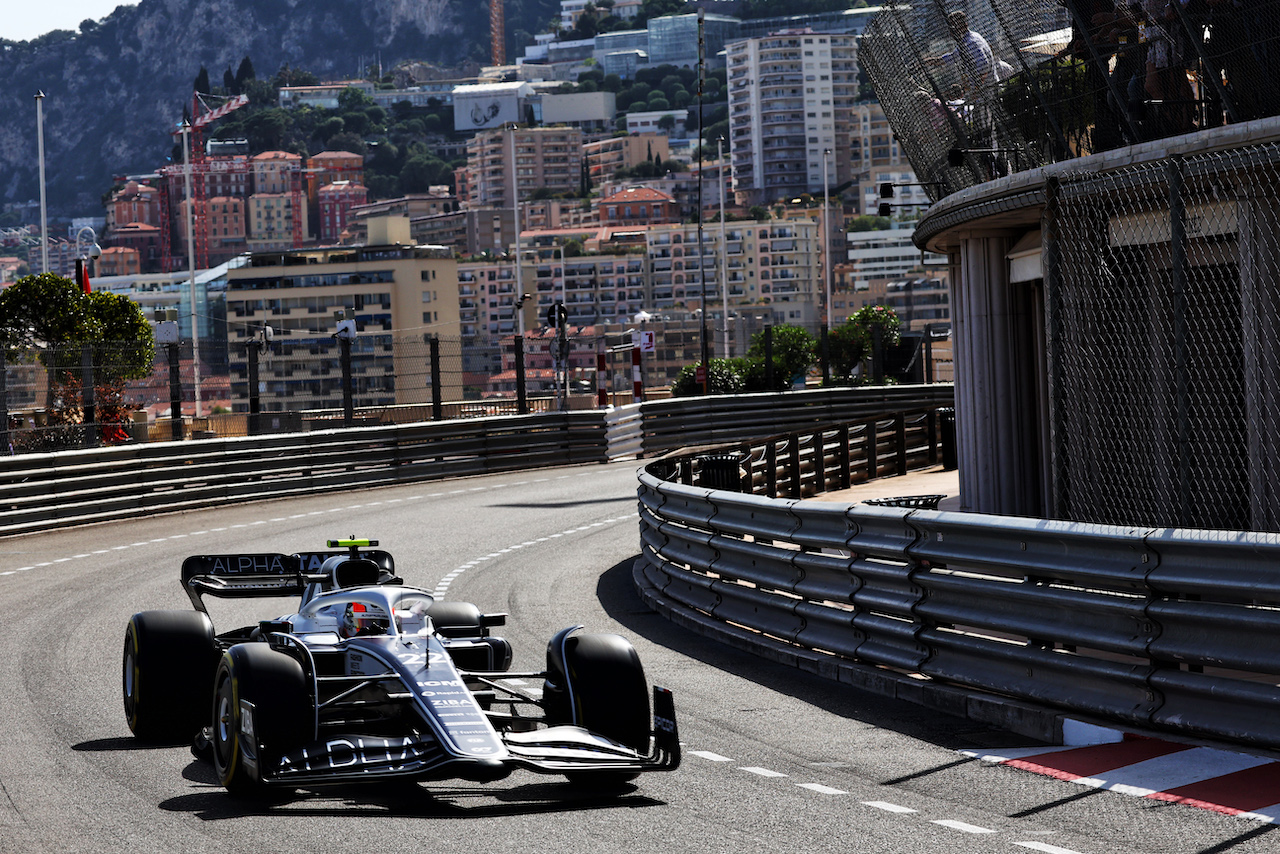 GP MONACO, Yuki Tsunoda (JPN) AlphaTauri AT03.
27.05.2022. Formula 1 World Championship, Rd 7, Monaco Grand Prix, Monte Carlo, Monaco, Venerdi'.
- www.xpbimages.com, EMail: requests@xpbimages.com © Copyright: Batchelor / XPB Images