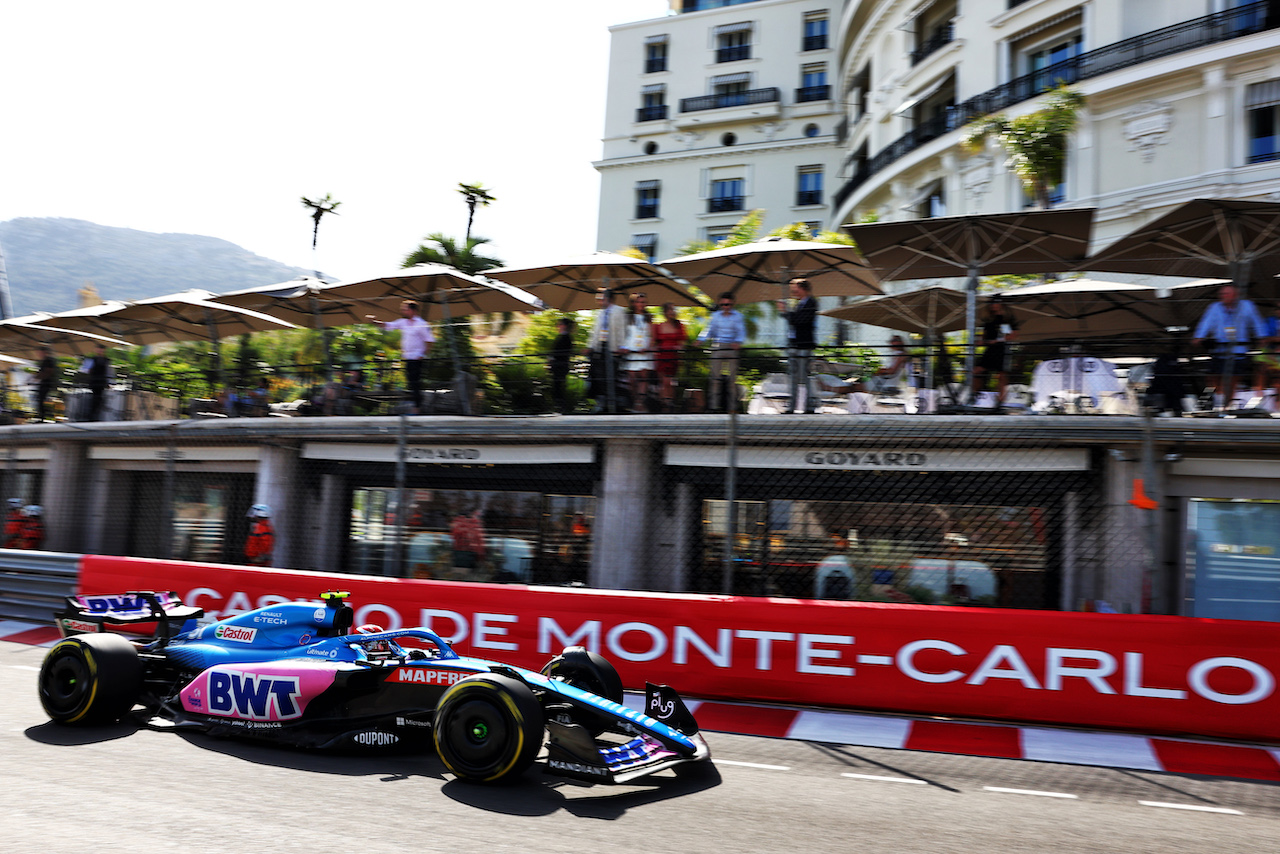 GP MONACO, Esteban Ocon (FRA) Alpine F1 Team A522.
27.05.2022. Formula 1 World Championship, Rd 7, Monaco Grand Prix, Monte Carlo, Monaco, Venerdi'.
- www.xpbimages.com, EMail: requests@xpbimages.com © Copyright: Batchelor / XPB Images