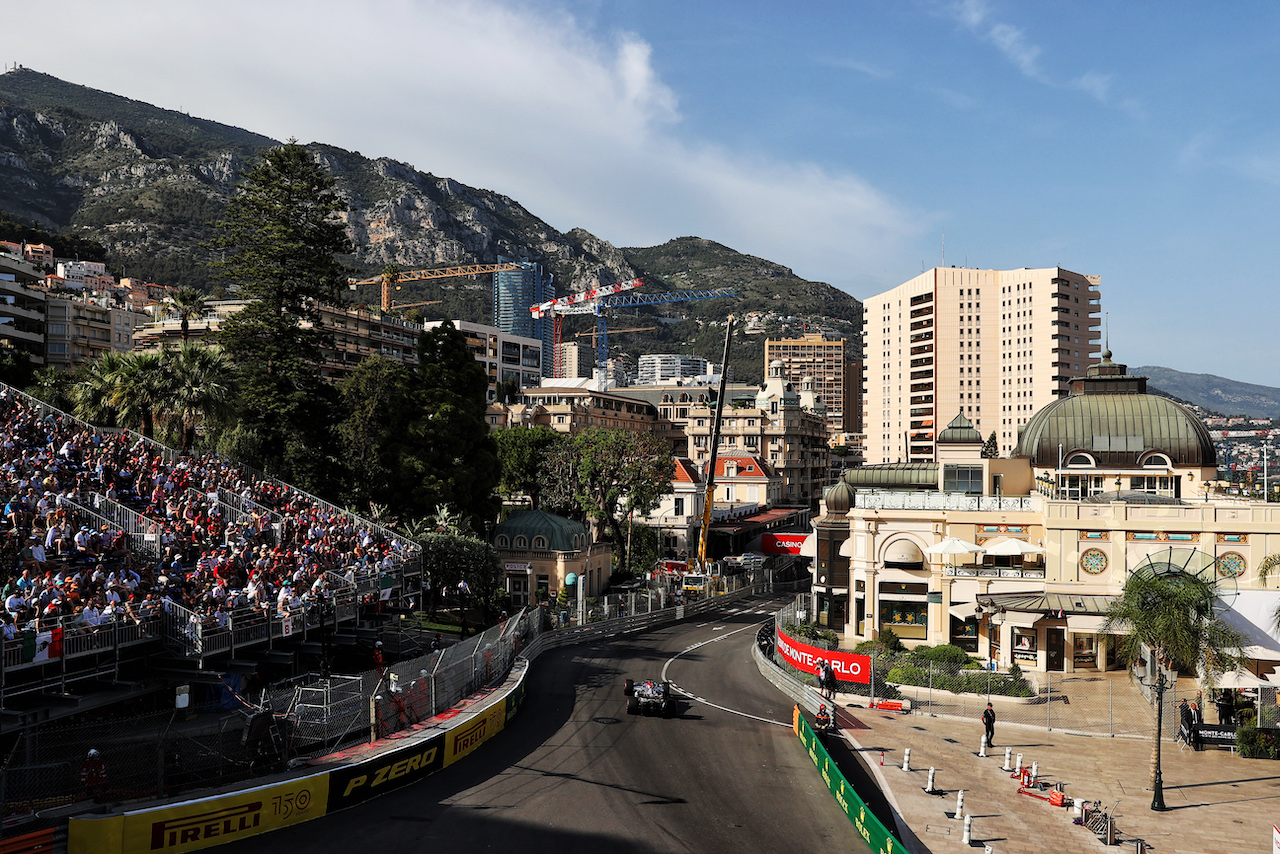 GP MONACO, Lewis Hamilton (GBR) Mercedes AMG F1 W13.
27.05.2022. Formula 1 World Championship, Rd 7, Monaco Grand Prix, Monte Carlo, Monaco, Venerdi'.
- www.xpbimages.com, EMail: requests@xpbimages.com © Copyright: Moy / XPB Images