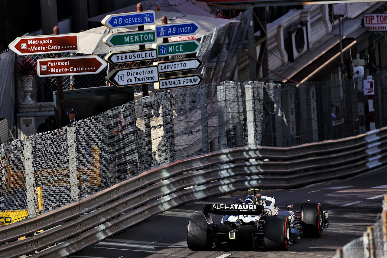 GP MONACO, Yuki Tsunoda (JPN) AlphaTauri AT03.
27.05.2022. Formula 1 World Championship, Rd 7, Monaco Grand Prix, Monte Carlo, Monaco, Venerdi'.
- www.xpbimages.com, EMail: requests@xpbimages.com © Copyright: Moy / XPB Images