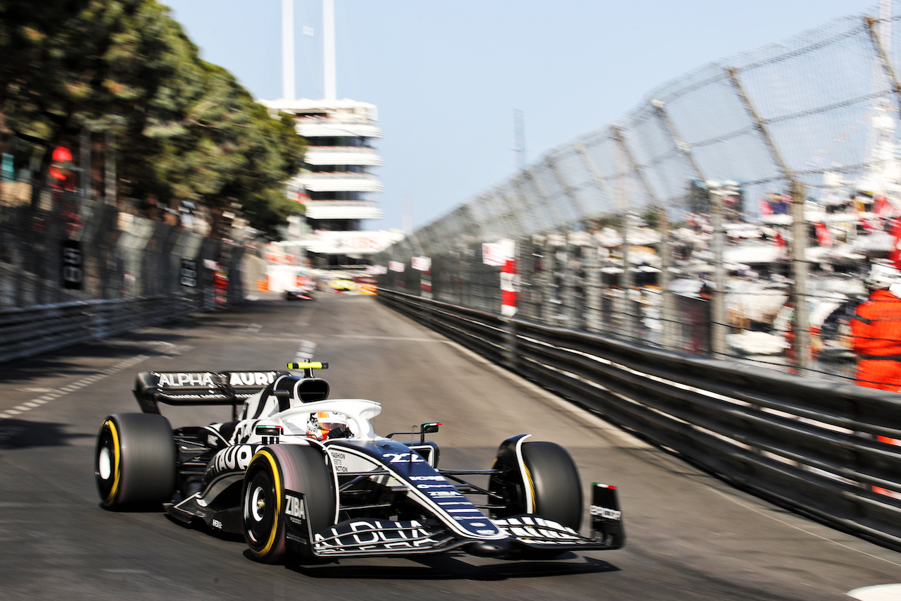 GP MONACO, Yuki Tsunoda (JPN) AlphaTauri AT03.
27.05.2022. Formula 1 World Championship, Rd 7, Monaco Grand Prix, Monte Carlo, Monaco, Venerdi'.
 - www.xpbimages.com, EMail: requests@xpbimages.com © Copyright: Coates / XPB Images