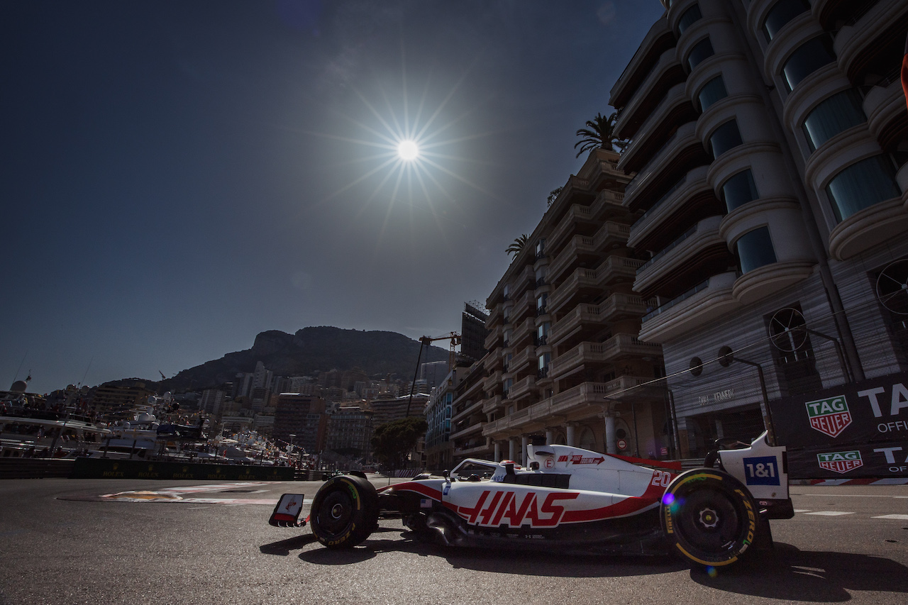 GP MONACO, Kevin Magnussen (DEN) Haas VF-22.
27.05.2022. Formula 1 World Championship, Rd 7, Monaco Grand Prix, Monte Carlo, Monaco, Venerdi'.
- www.xpbimages.com, EMail: requests@xpbimages.com © Copyright: Bearne / XPB Images