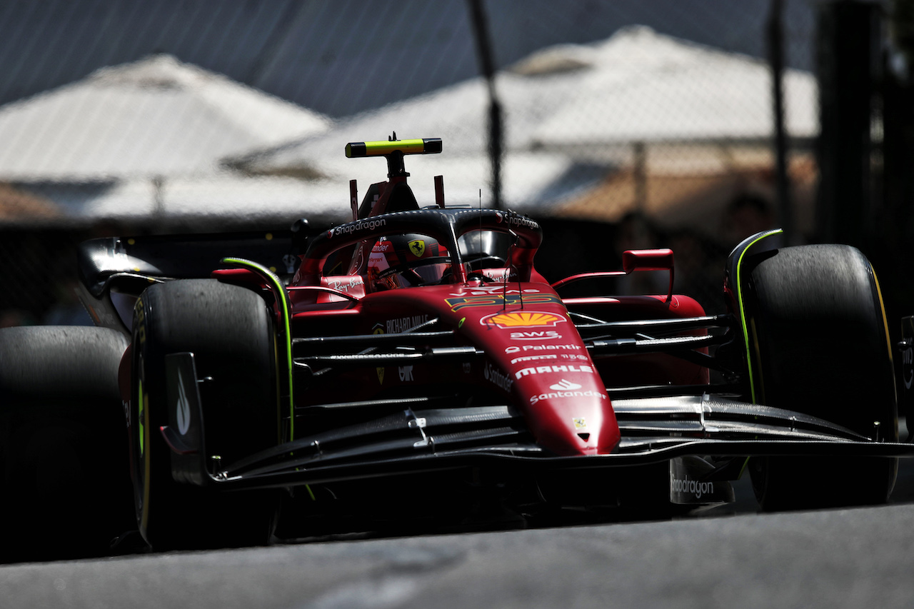 GP MONACO, Carlos Sainz Jr (ESP) Ferrari F1-75.
27.05.2022. Formula 1 World Championship, Rd 7, Monaco Grand Prix, Monte Carlo, Monaco, Venerdi'.
 - www.xpbimages.com, EMail: requests@xpbimages.com © Copyright: Coates / XPB Images