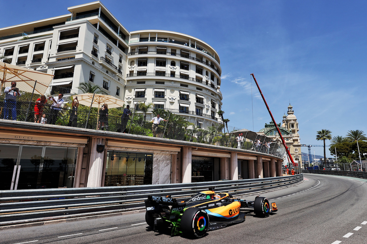 GP MONACO, Daniel Ricciardo (AUS) McLaren MCL36.
27.05.2022. Formula 1 World Championship, Rd 7, Monaco Grand Prix, Monte Carlo, Monaco, Venerdi'.
- www.xpbimages.com, EMail: requests@xpbimages.com © Copyright: Moy / XPB Images