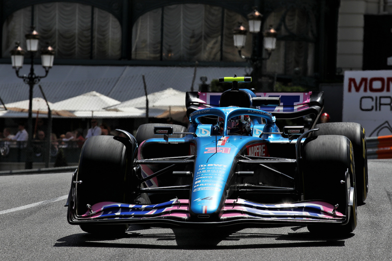 GP MONACO, Esteban Ocon (FRA) Alpine F1 Team A522.
27.05.2022. Formula 1 World Championship, Rd 7, Monaco Grand Prix, Monte Carlo, Monaco, Venerdi'.
 - www.xpbimages.com, EMail: requests@xpbimages.com © Copyright: Coates / XPB Images