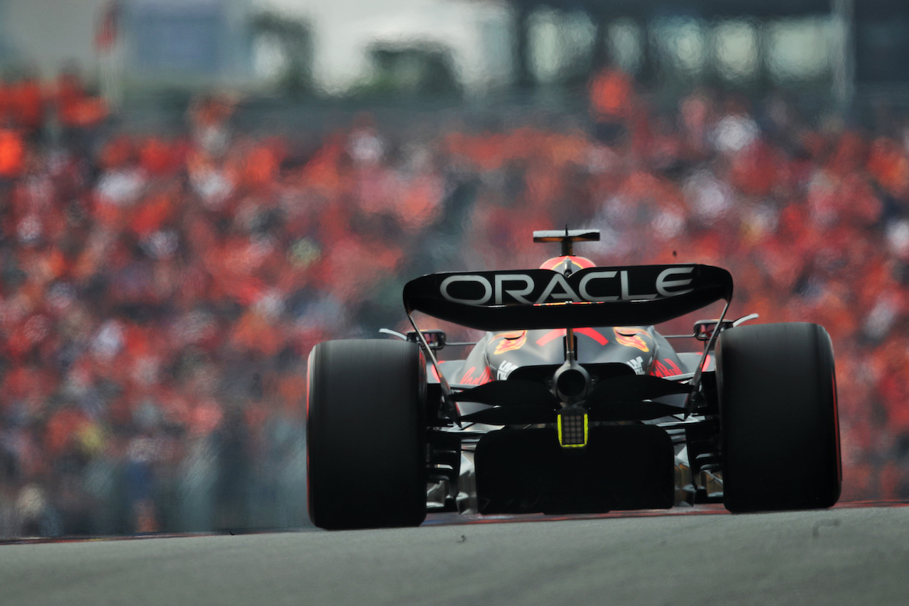 GP OLANDA, Max Verstappen (NLD) Red Bull Racing RB18.
04.09.2022. Formula 1 World Championship, Rd 14, Dutch Grand Prix, Zandvoort, Netherlands, Gara Day.
 - www.xpbimages.com, EMail: requests@xpbimages.com © Copyright: Coates / XPB Images