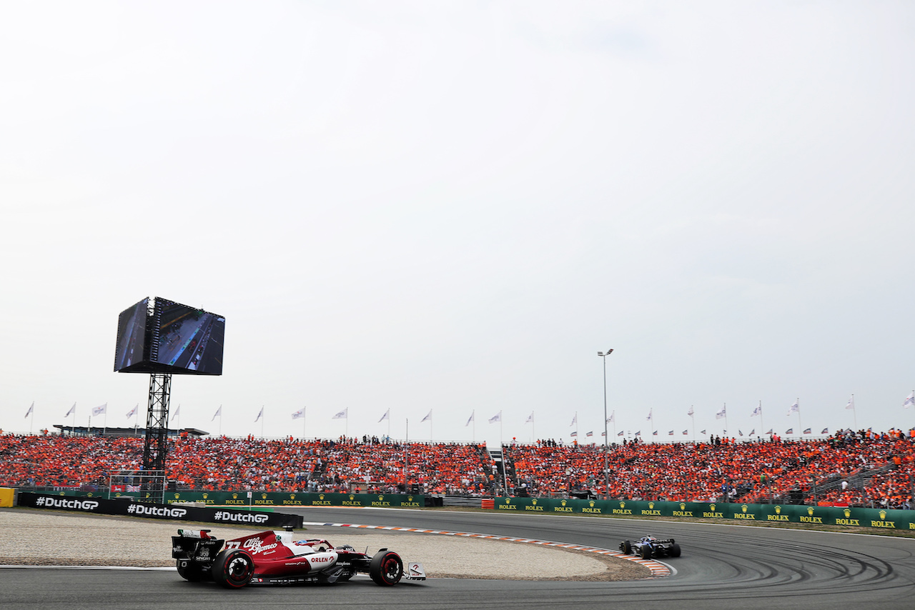 GP OLANDA, Valtteri Bottas (FIN) Alfa Romeo F1 Team C42.
04.09.2022. Formula 1 World Championship, Rd 14, Dutch Grand Prix, Zandvoort, Netherlands, Gara Day.
 - www.xpbimages.com, EMail: requests@xpbimages.com © Copyright: Coates / XPB Images