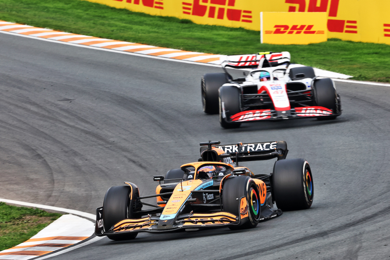 GP OLANDA, Daniel Ricciardo (AUS) McLaren MCL36.
04.09.2022. Formula 1 World Championship, Rd 14, Dutch Grand Prix, Zandvoort, Netherlands, Gara Day.
- www.xpbimages.com, EMail: requests@xpbimages.com © Copyright: Miltenburg / XPB Images