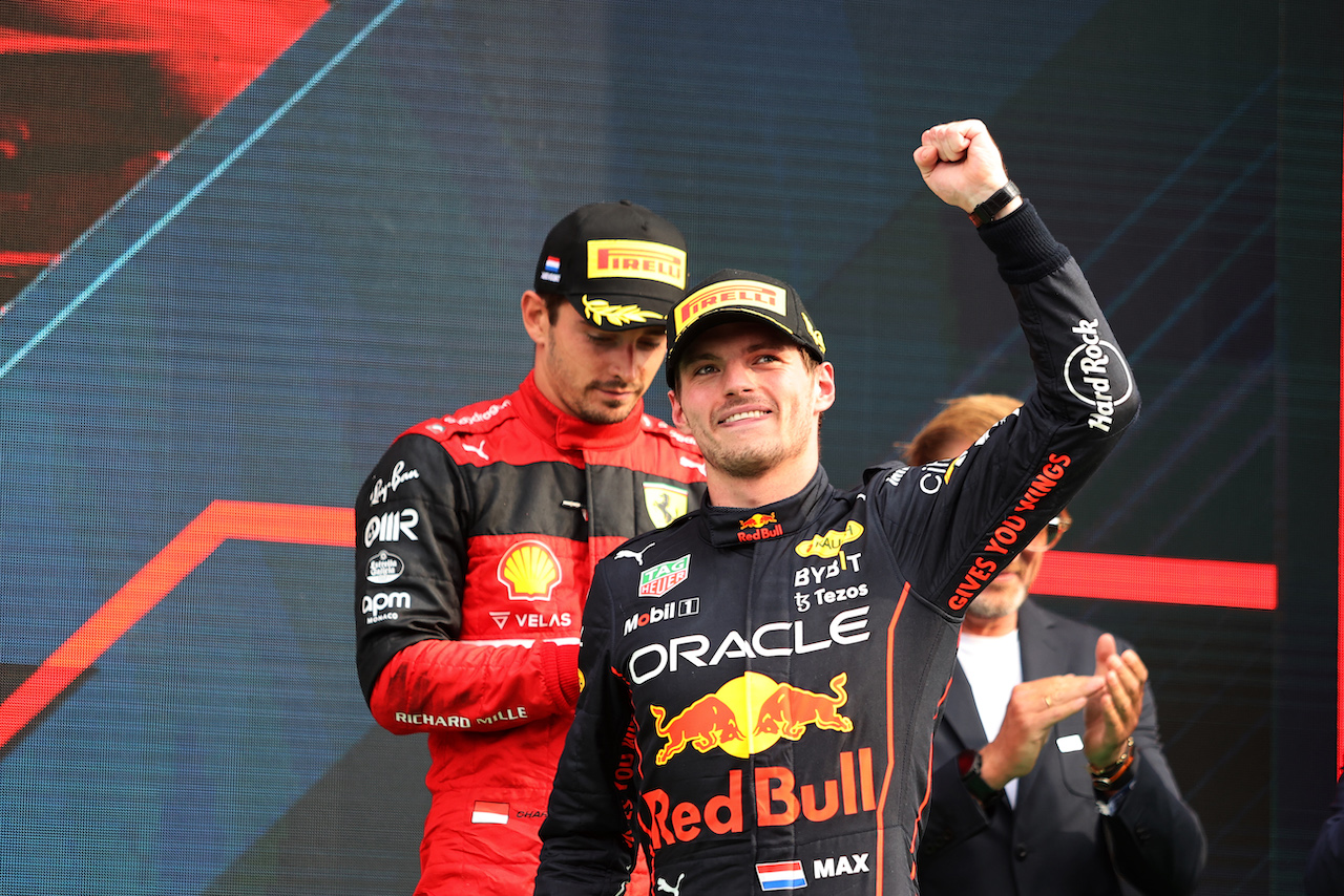 GP OLANDA, Gara winner Max Verstappen (NLD) Red Bull Racing celebrates on the podium.
04.09.2022. Formula 1 World Championship, Rd 14, Dutch Grand Prix, Zandvoort, Netherlands, Gara Day.
- www.xpbimages.com, EMail: requests@xpbimages.com © Copyright: Moy / XPB Images