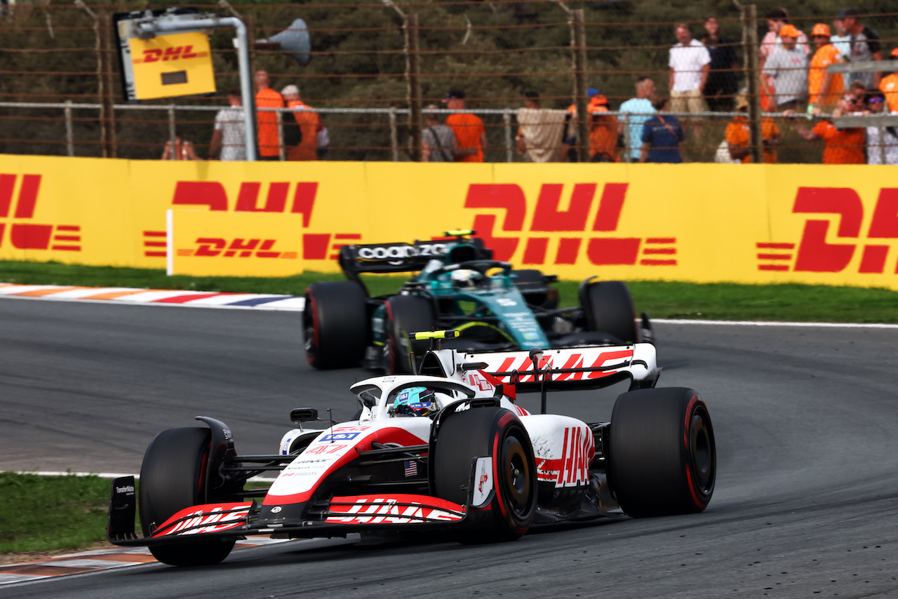 GP OLANDA, Mick Schumacher (GER) Haas VF-22.
04.09.2022. Formula 1 World Championship, Rd 14, Dutch Grand Prix, Zandvoort, Netherlands, Gara Day.
- www.xpbimages.com, EMail: requests@xpbimages.com © Copyright: Miltenburg / XPB Images